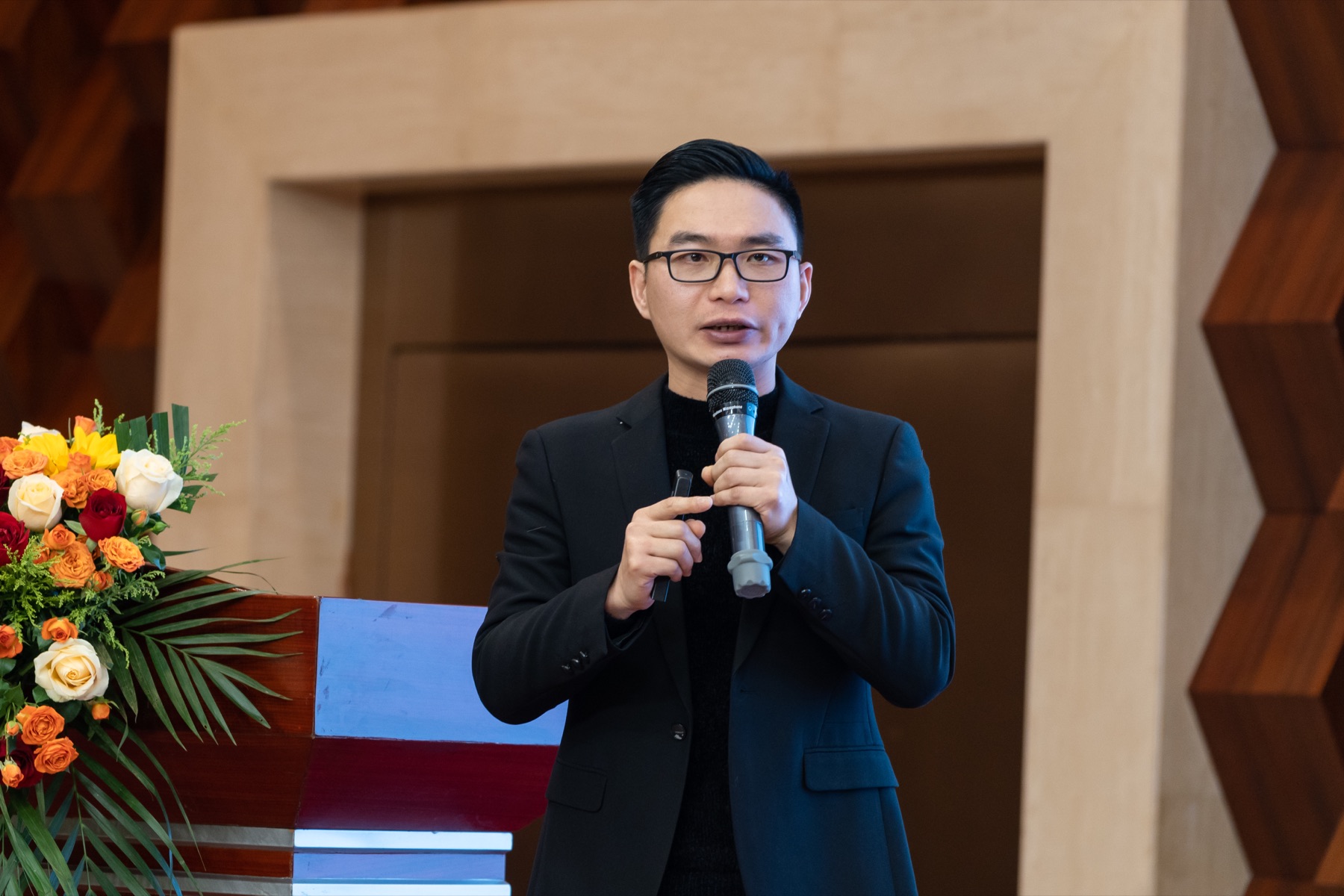 彭耀华授课近景照片